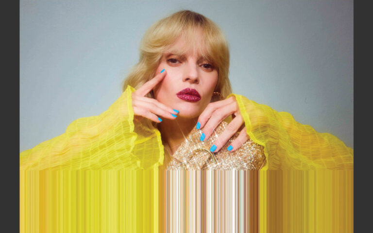 perfectprops_Chudzikowski Sophie_SKERGETH_IrinaGavrich_retro_web_19