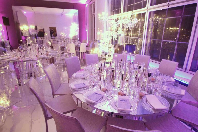 perfectprops_R.K._Absolut SET Tisch AT__9730