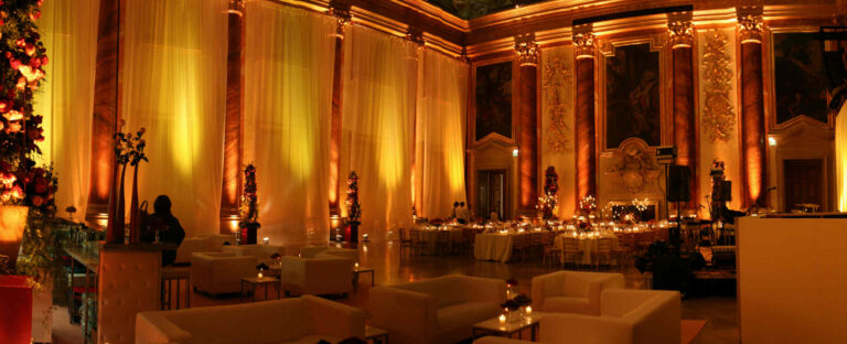 perfectprops_R.K._Wedding_P.Liechtenstein_Set panorama1_2